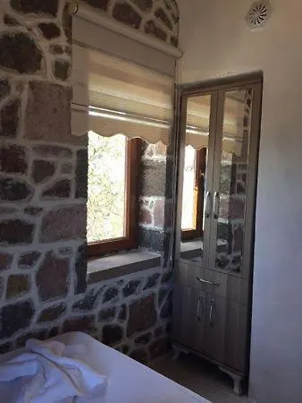 Yakamoz & Restaurant * Ayvacik (Canakkale)